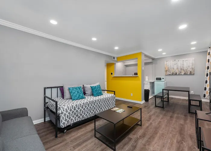 Montrose 1Br Apartment With Modern Vibes And Fast Wifi